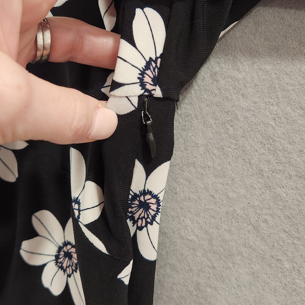 Tommy Hilfiger Womens‎ Black White Dress 10 Floral Ruffle Faux Wrap 3/4 Sleeve - Picture 4 of 11